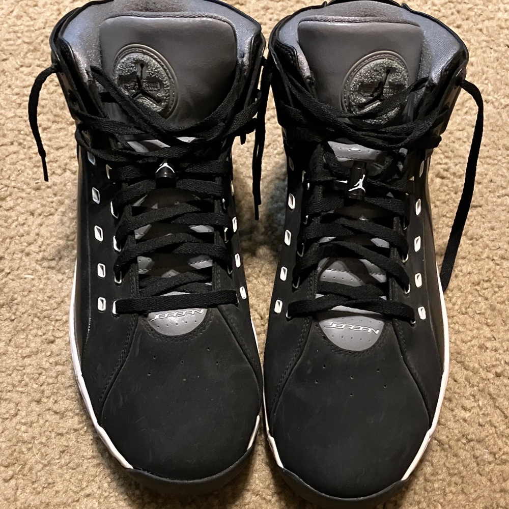 Jordan Men's Black and Gray Athletic Shoes